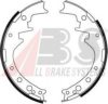 TOYOT 0449535100 Brake Shoe Set